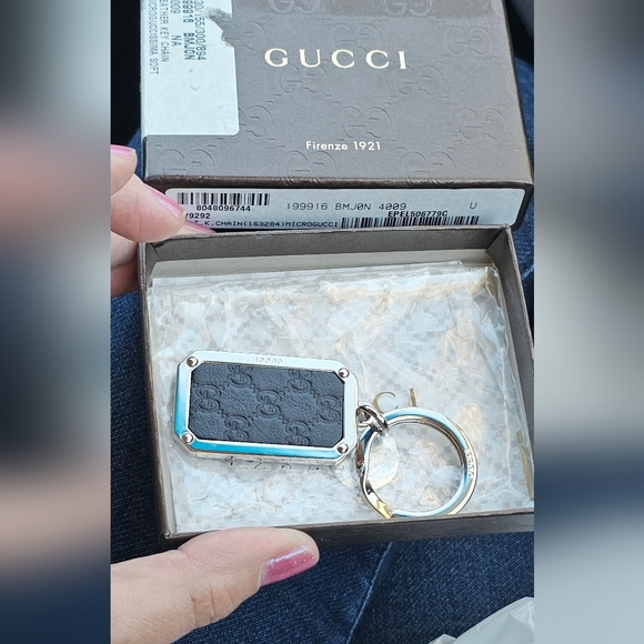 Gucci GG Leather keychain microguccissma New! - Picture 1 of 13